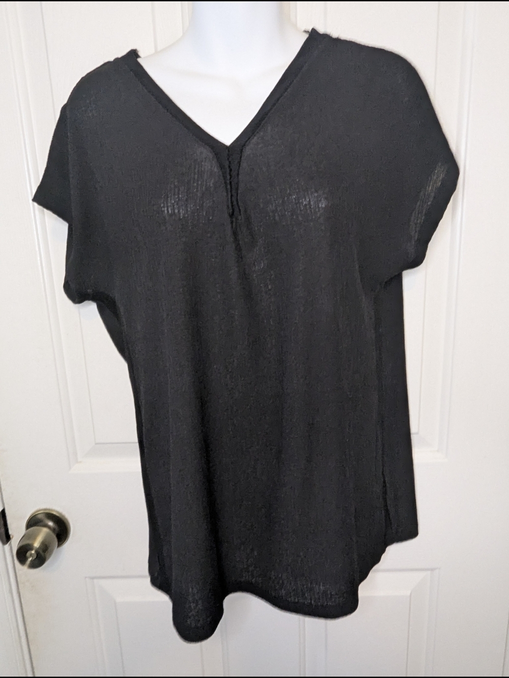 F&F Black Knit V-Neck Top T-Shirt Short Sleeve Loose Fit Women's Size 10